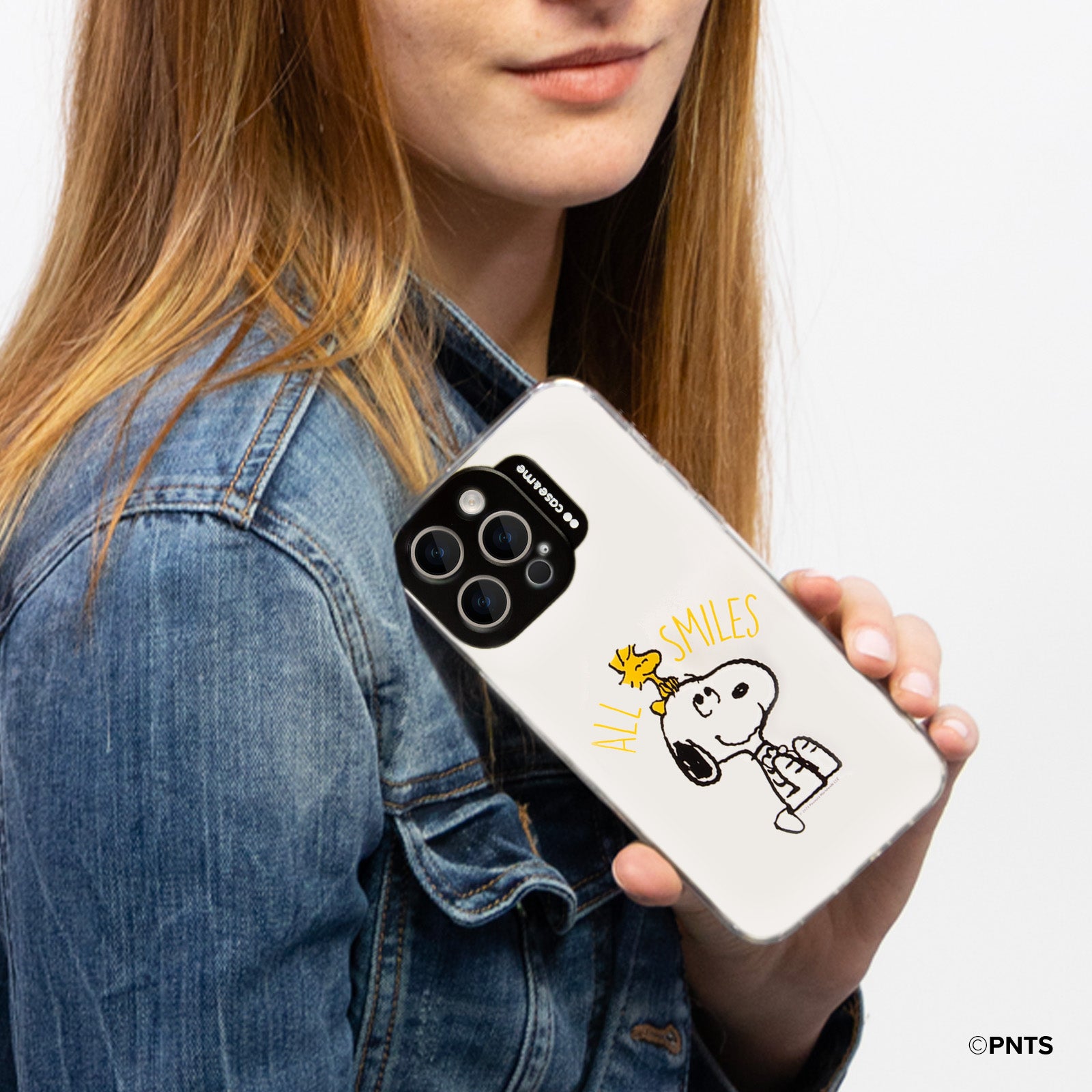 Peanuts themed cover for iPhone 15 Pro with camera lens protection