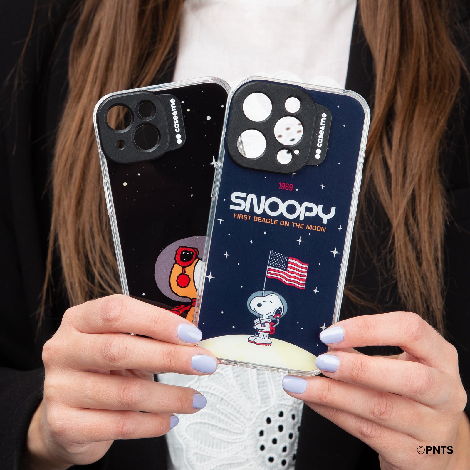 Funda para iPhone 14 Pro con el tema Snoopy con protección para lentes de la cámara
