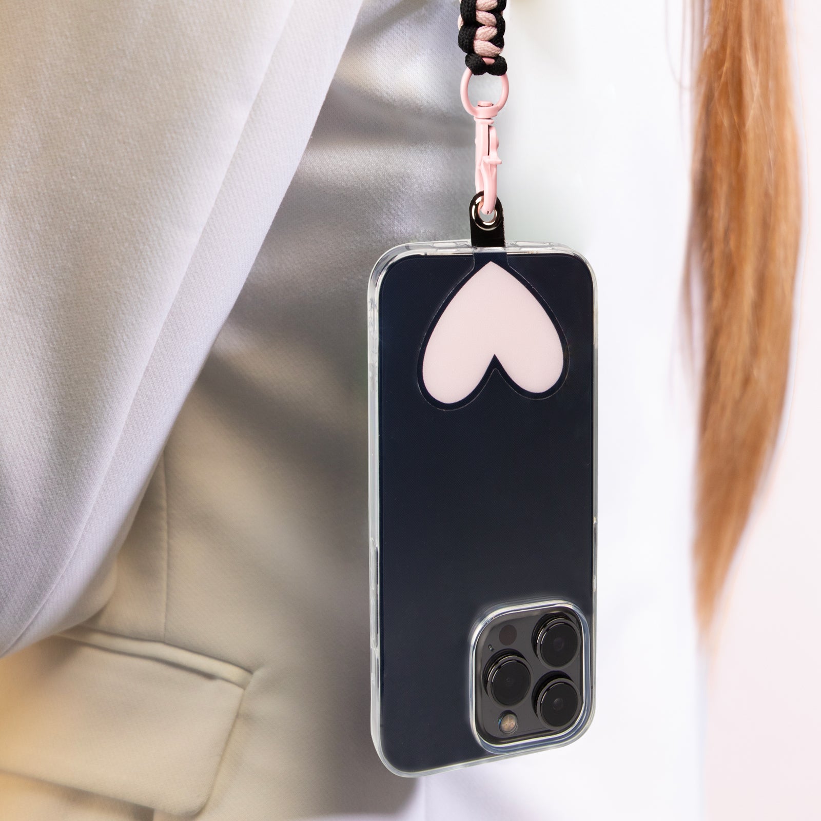 Heart-shaped universal neck strap for smartphones